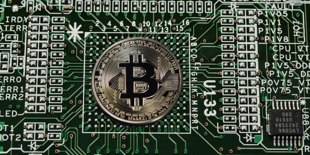 Bitcoin-Tech-Trends.jpg
