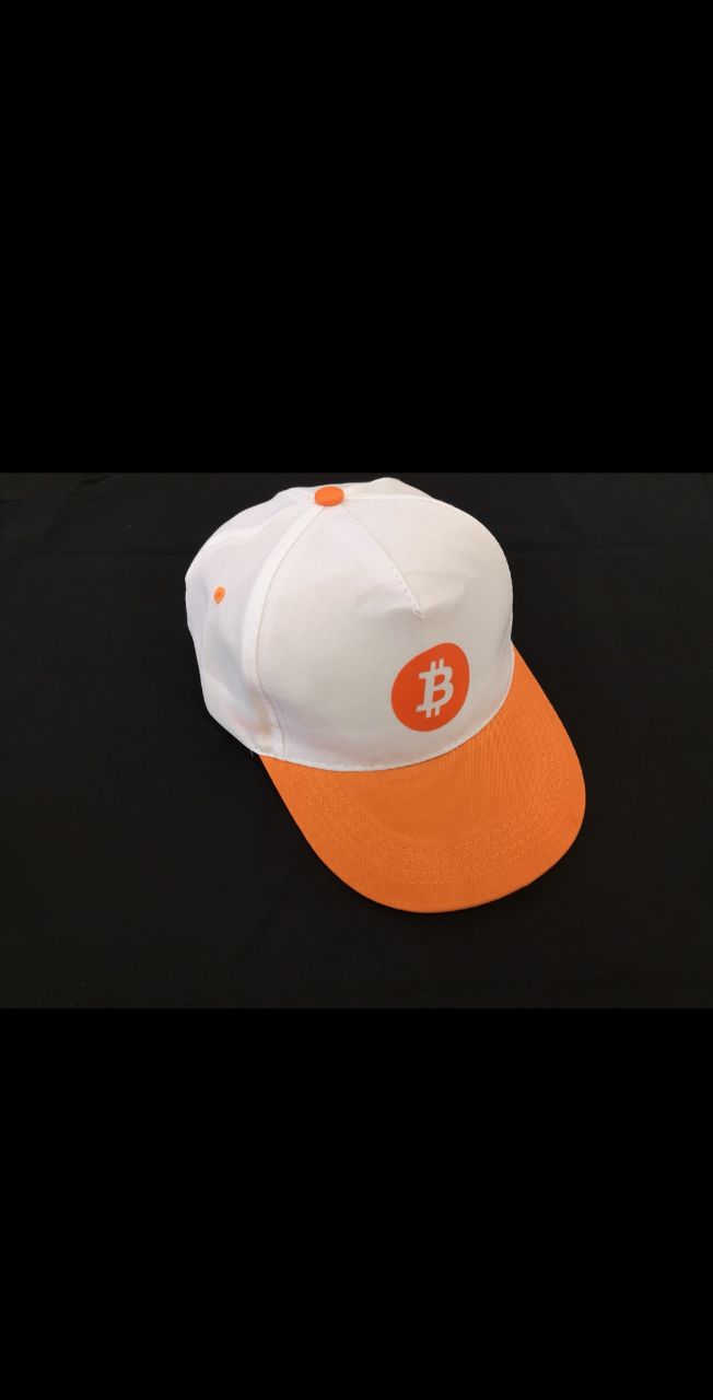 Cappellino logo bitcoin